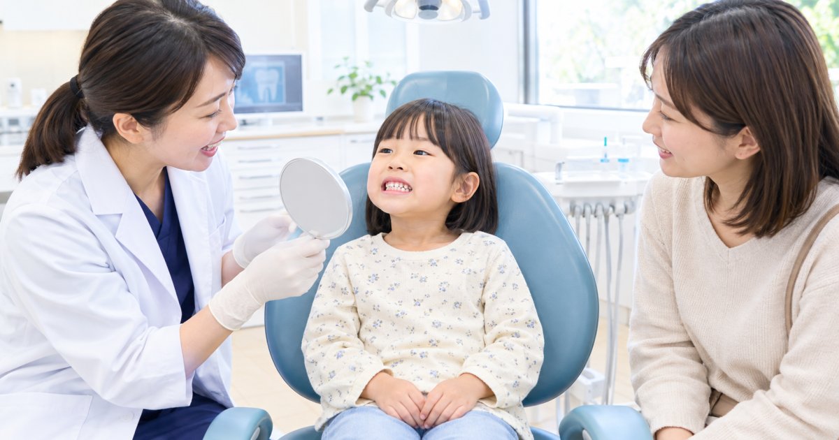 指しゃぶりを続けると、前歯の歯並びにどう影響する？
